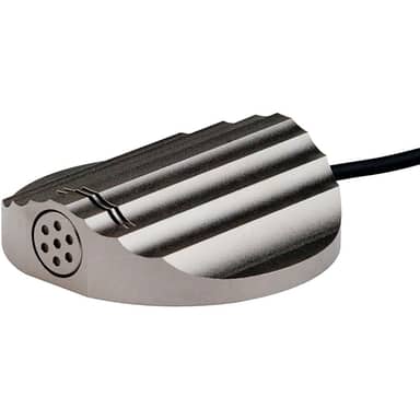 Low profile boundary mic w/ fully integra ted high gain circuitry